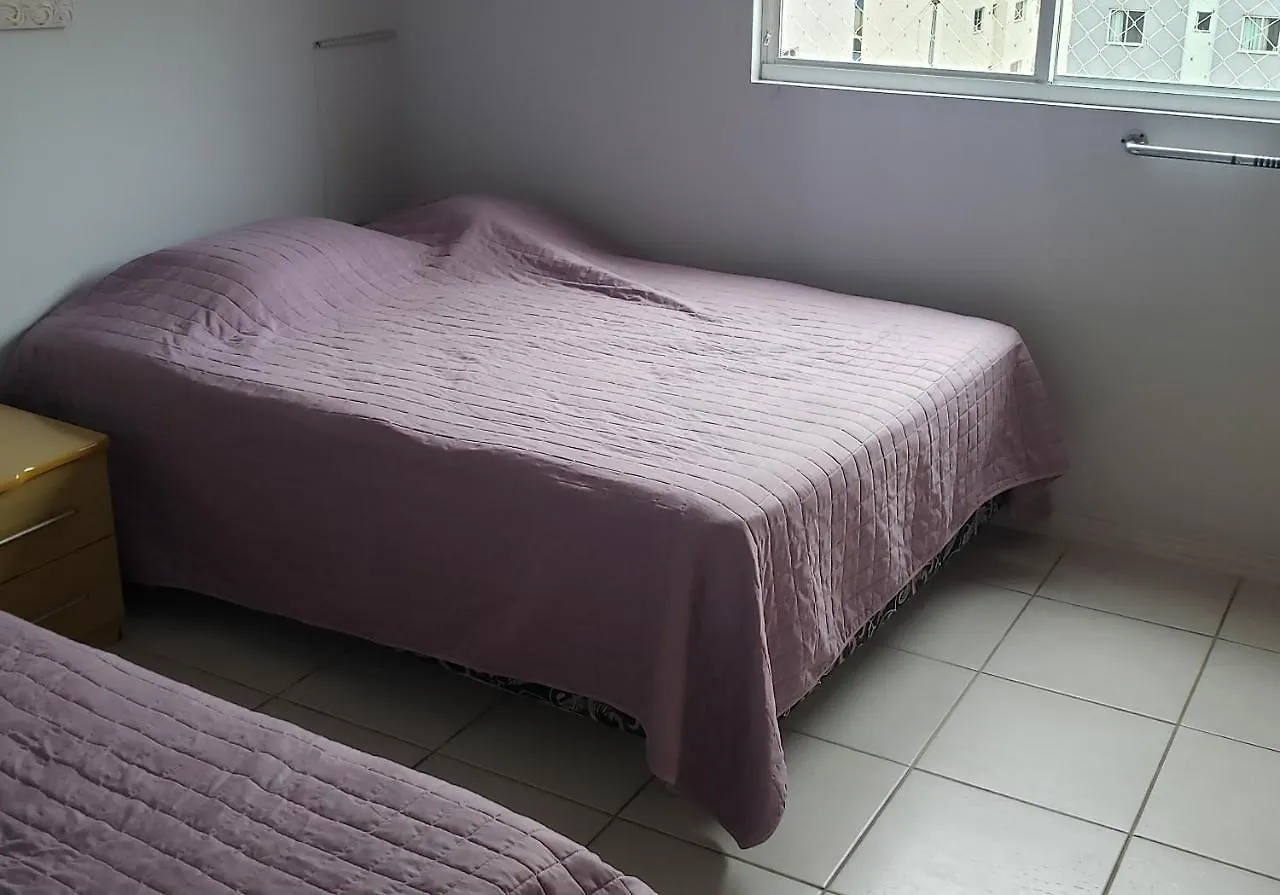 Apartamento Confortavel Em Meia Praia - 200 Metros Da Praia Itapema 0*,  Brazil